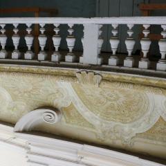 Détail du plafond à l’italienne du grand escalier du château de Champigneulles